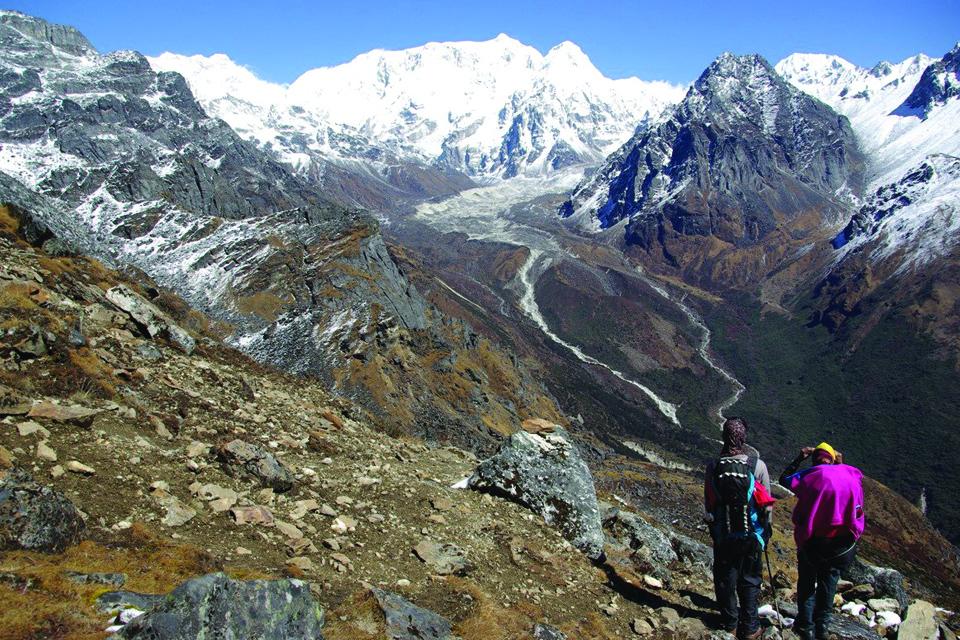 Kanchenjunga Lumba Sumba Pass Trek