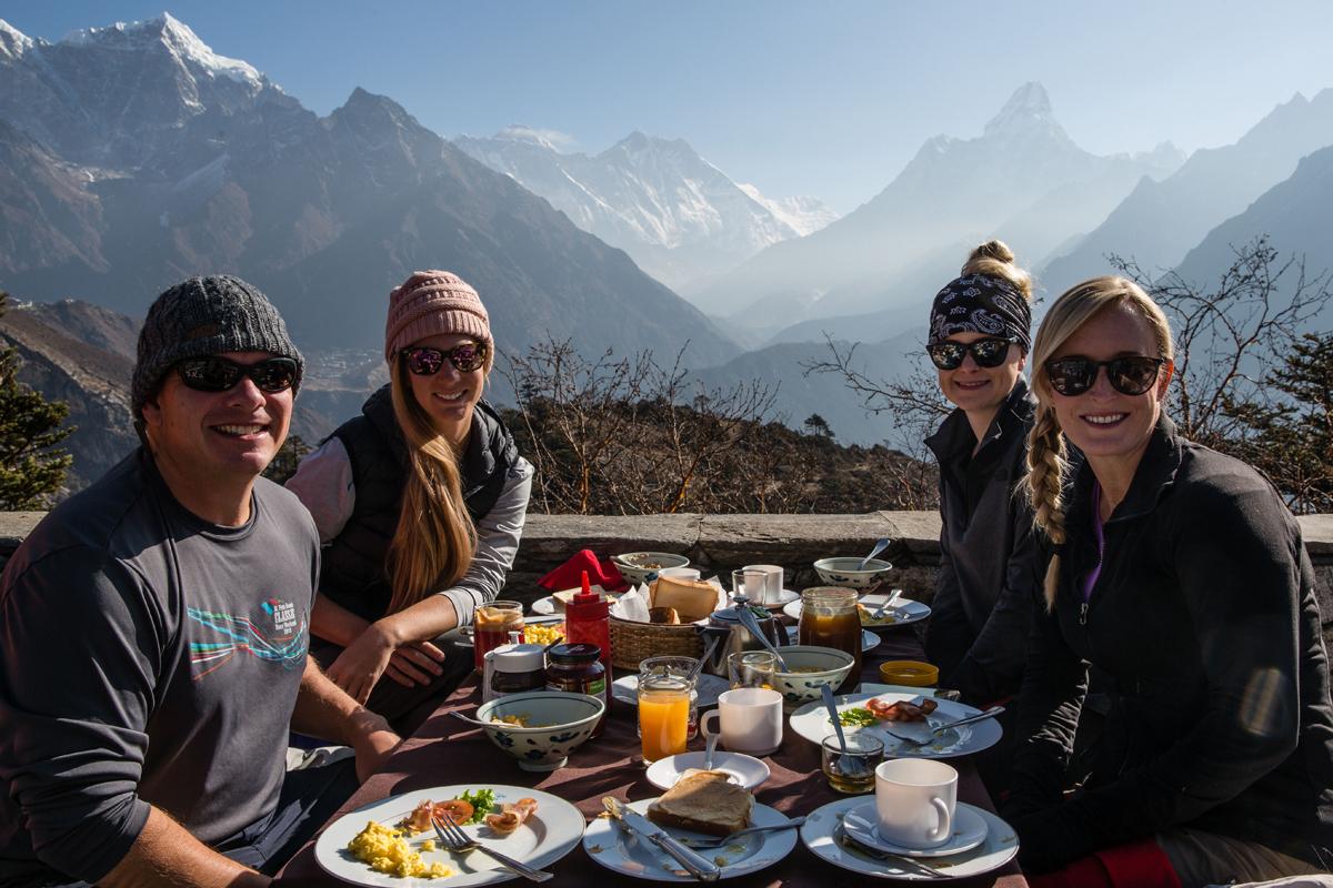 hotel-everest-view-breakfast